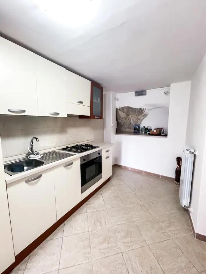 Biancofino Rooms San Valentino in Abruzzo Citeriore Exterior photo